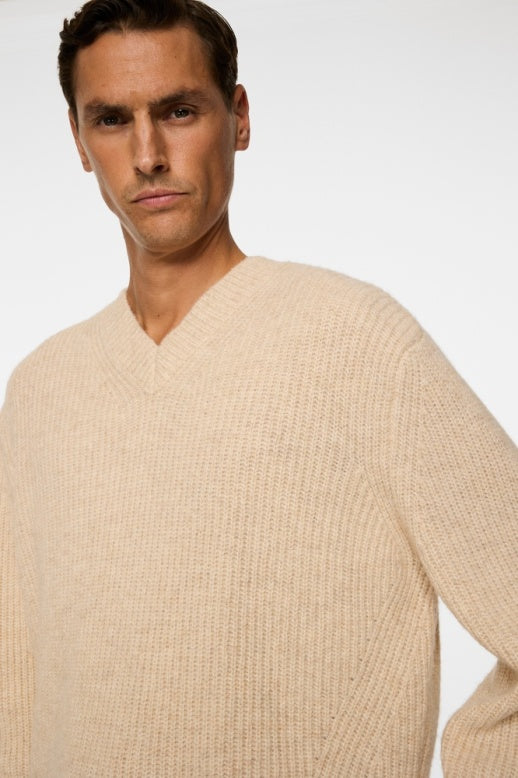 Vitor V-neck Heavy Knit