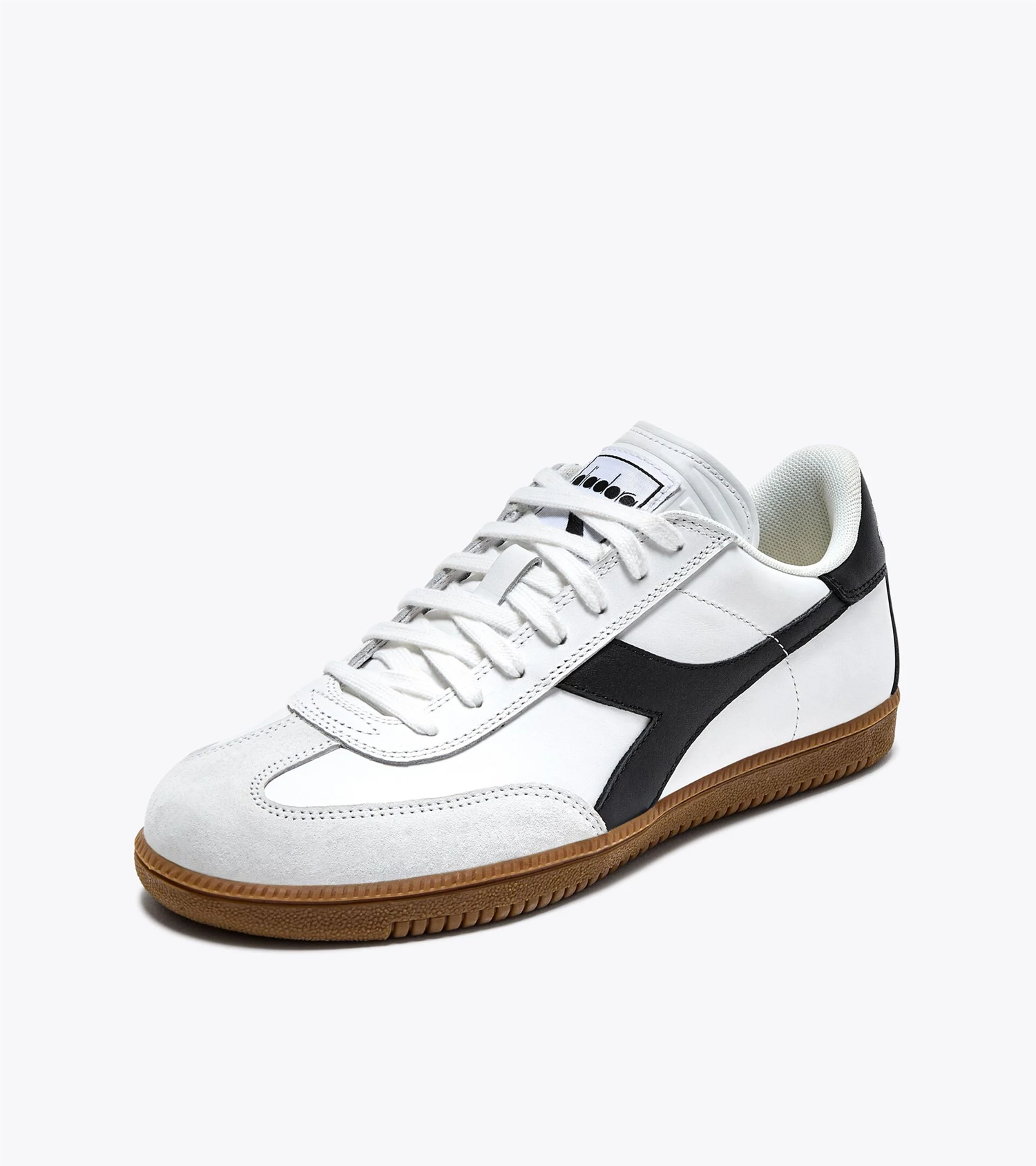 TRAINER