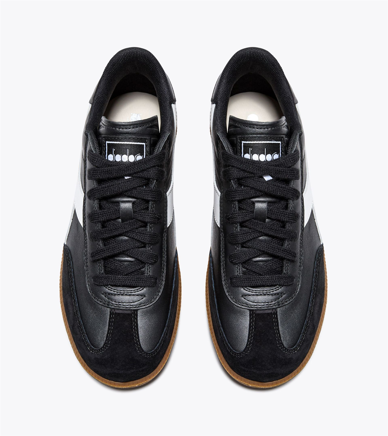 TRAINER