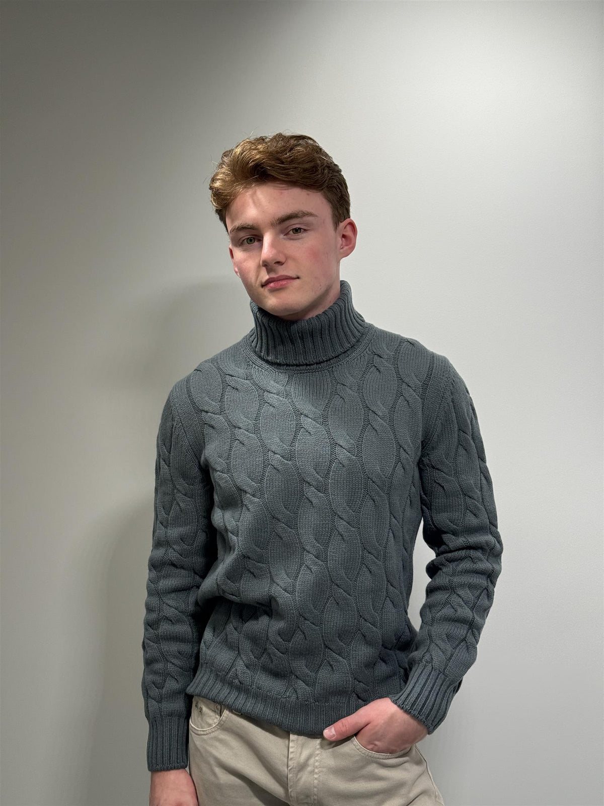 TURTLE NECK