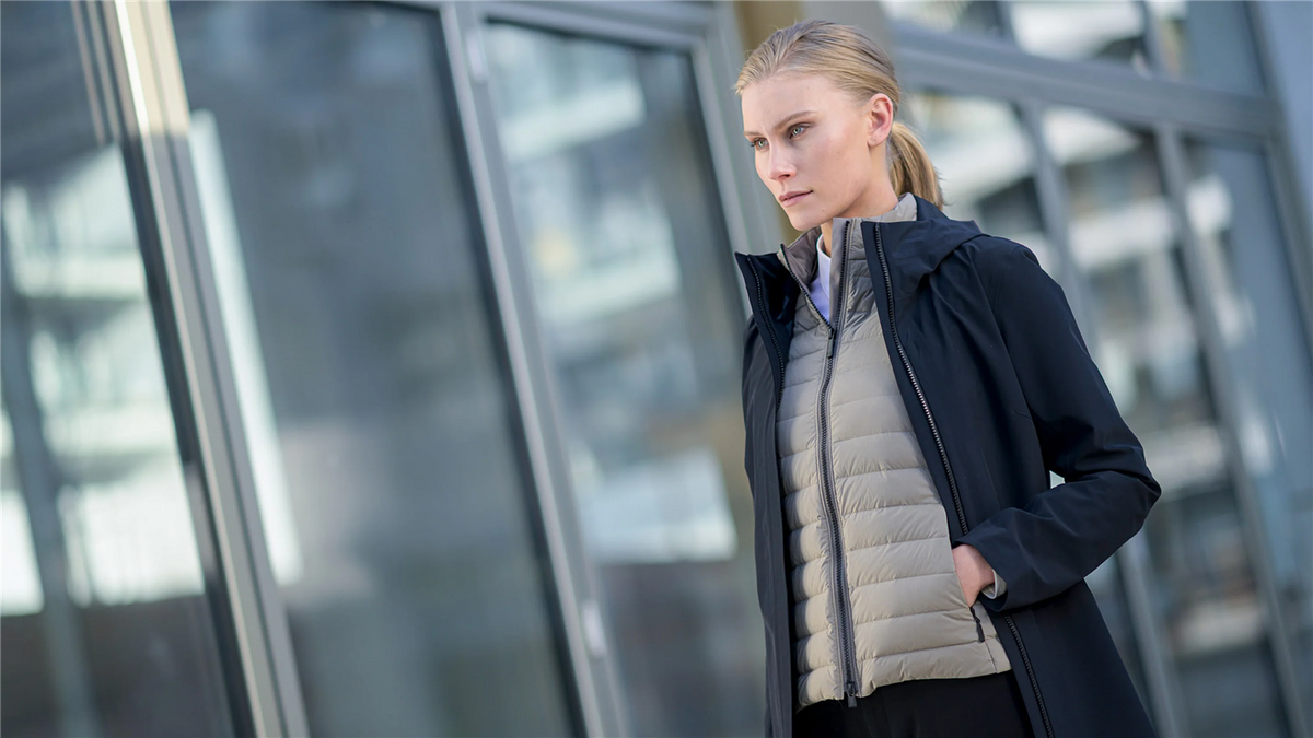 W Sirius Vest