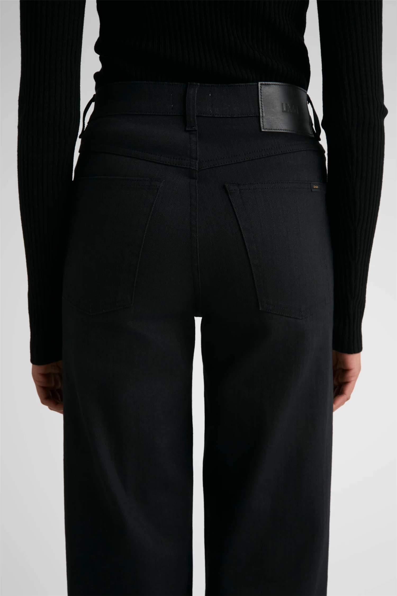 Tia Japan Black