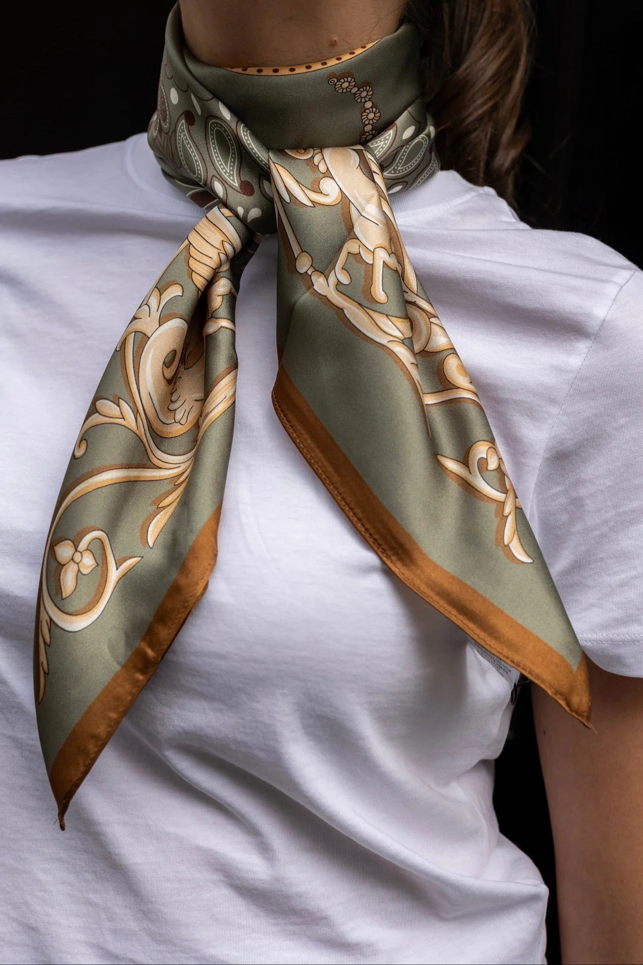 LOLA SILK SCARF