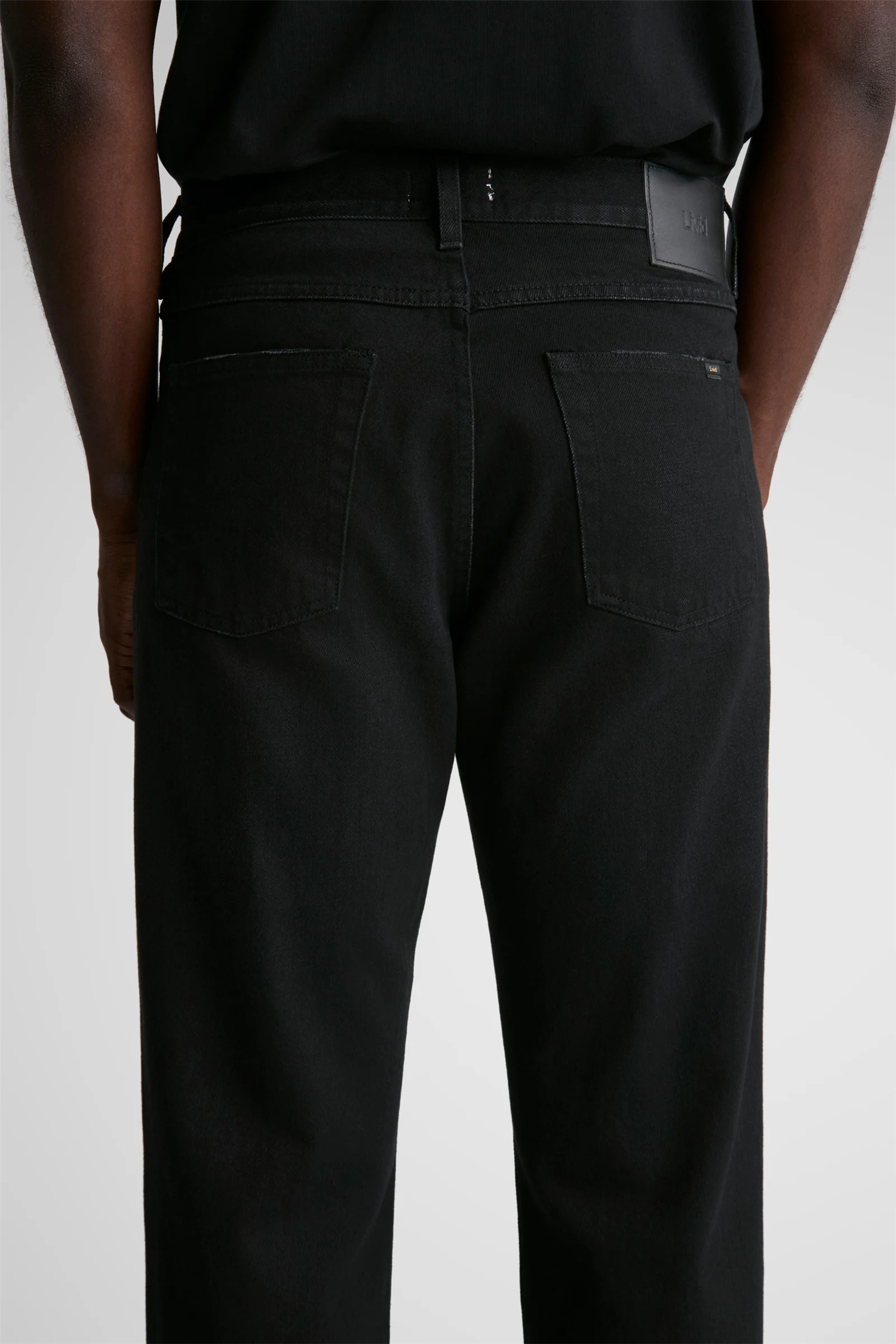 Fuller Japan Black Dusk