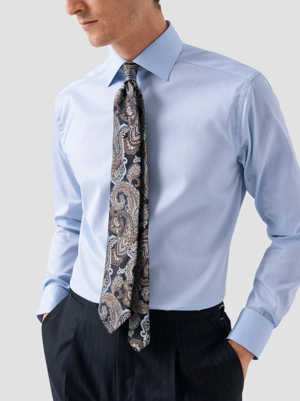 Slim Fit Cut Away