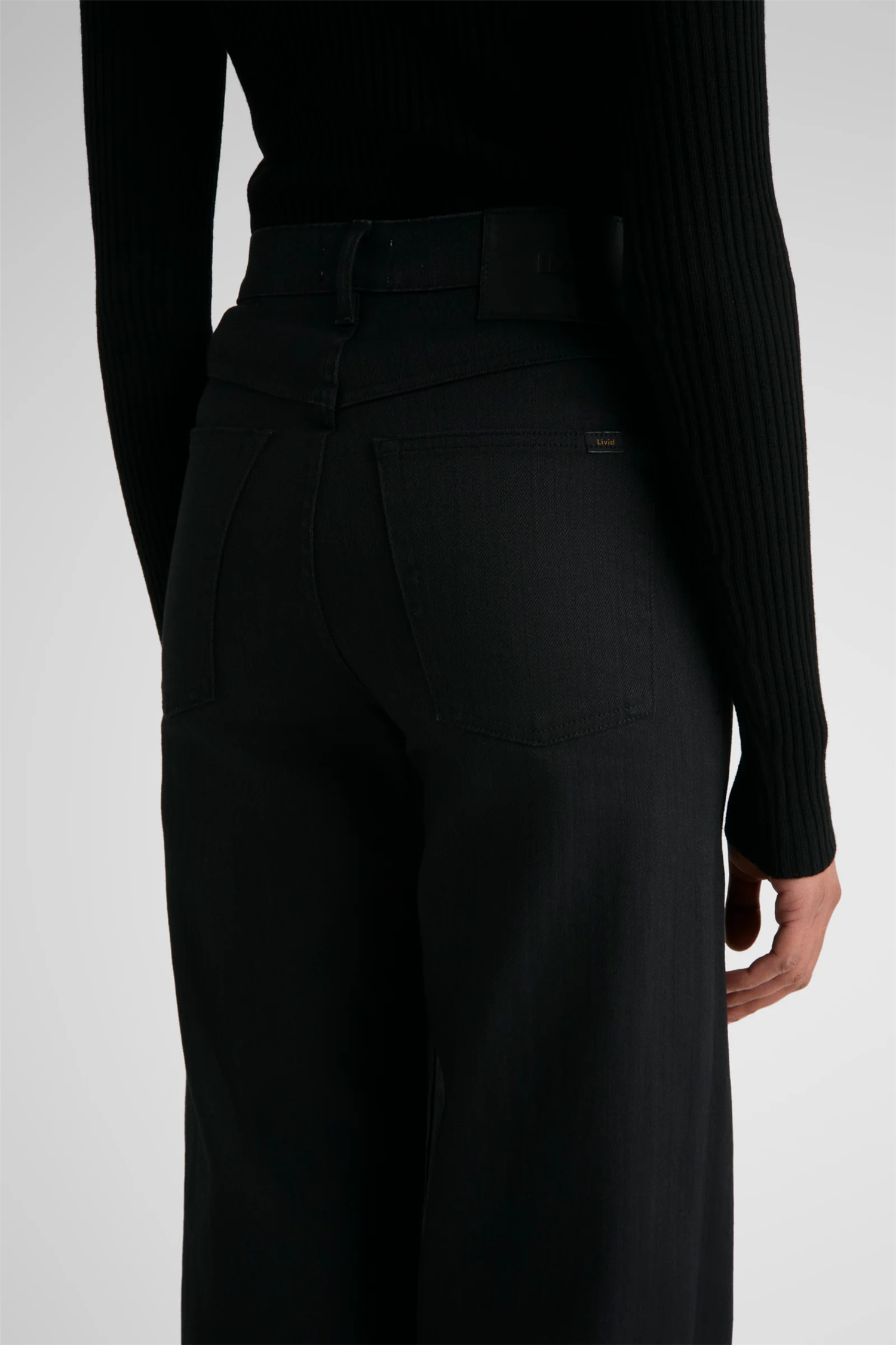 Tia Japan Black