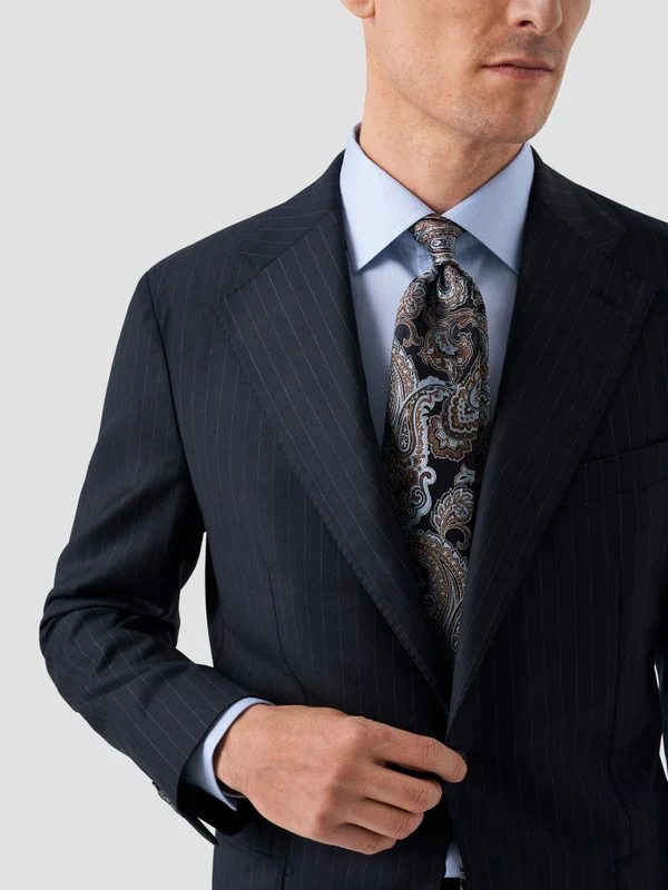 Slim Fit Cut Away