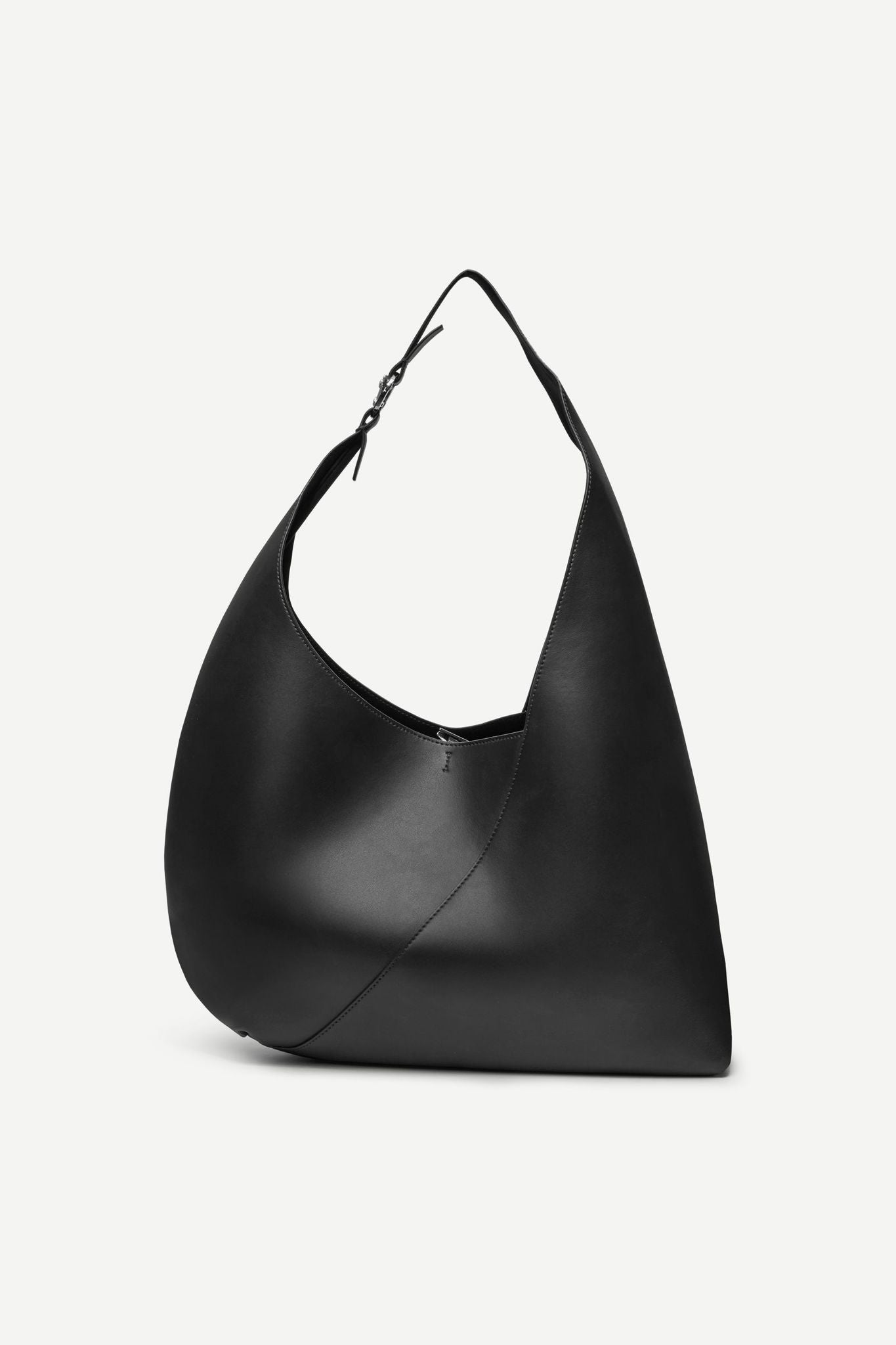 Sakaia Shoulder Bag 15944
