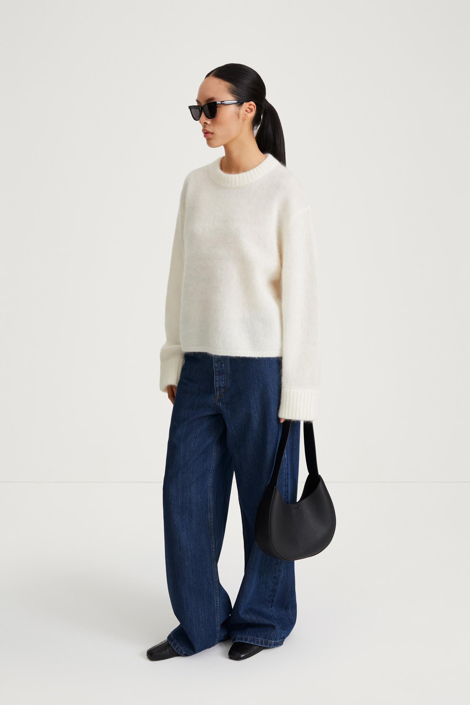 NICLAS SHORT SWEATER