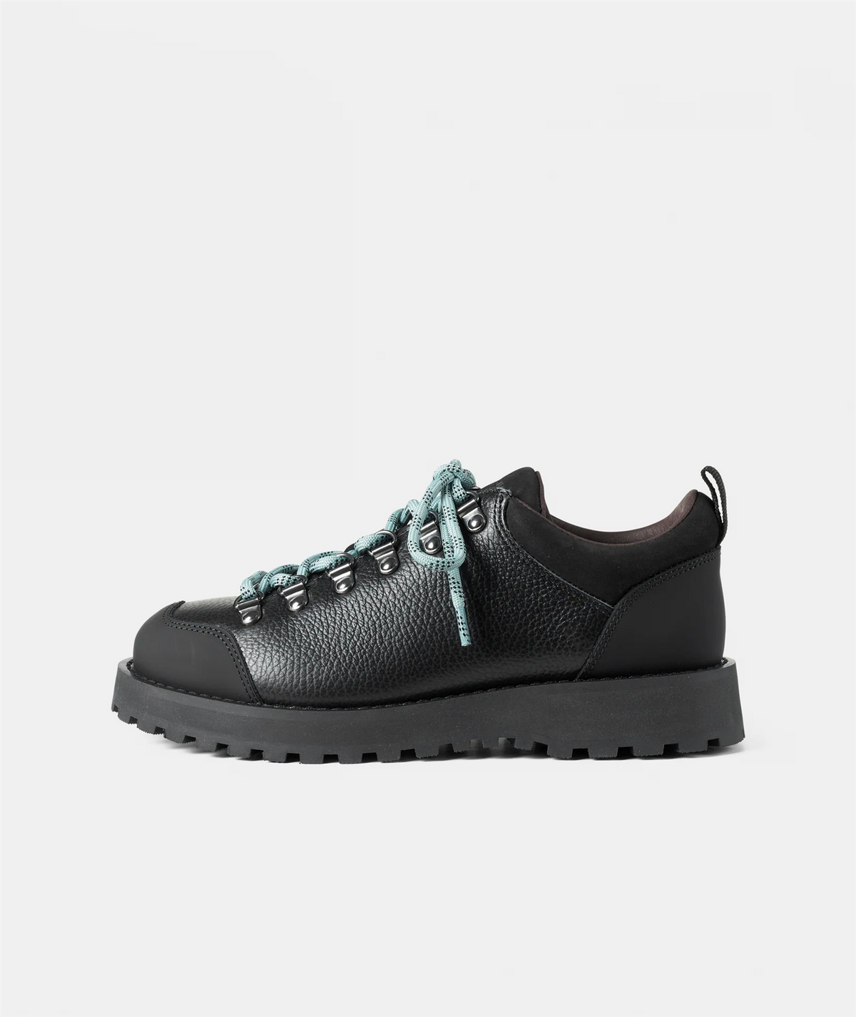 Dune Low - Black Tumbled Leather