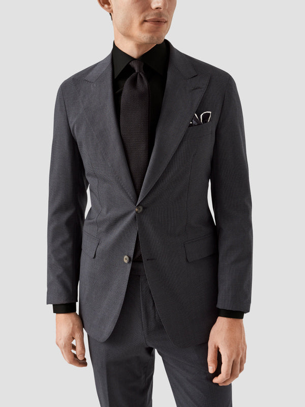 Slim Fit Cut Away