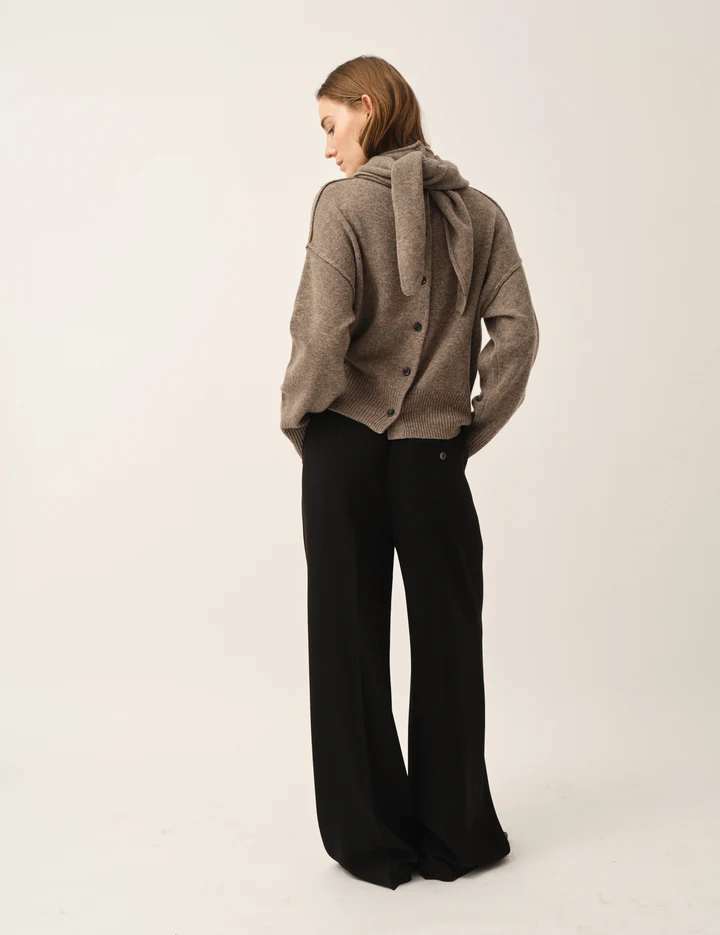 Volmer Back Knit