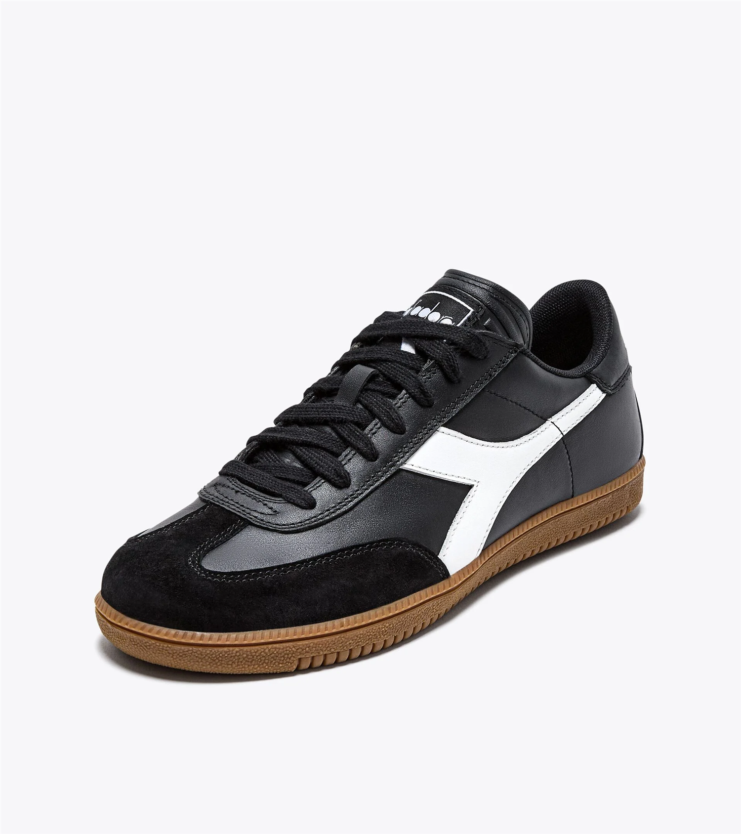 TRAINER