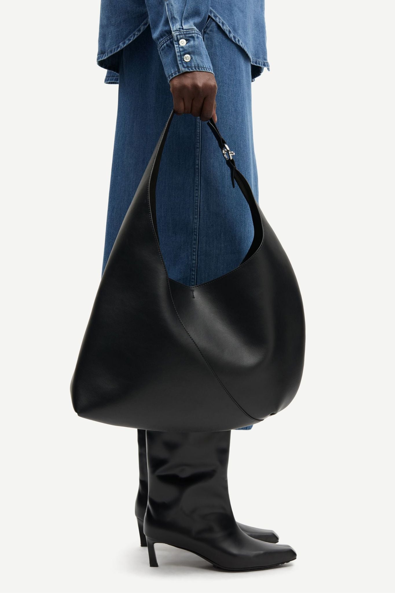 Sakaia Shoulder Bag 15944