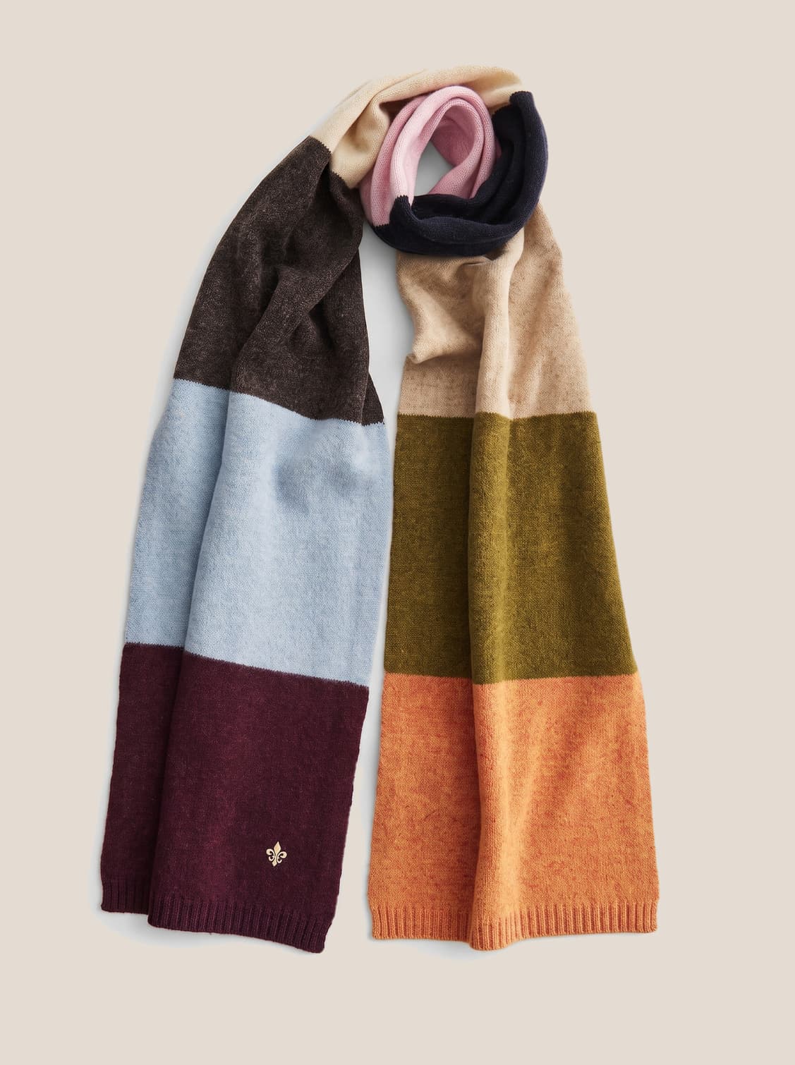 Neville Scarf