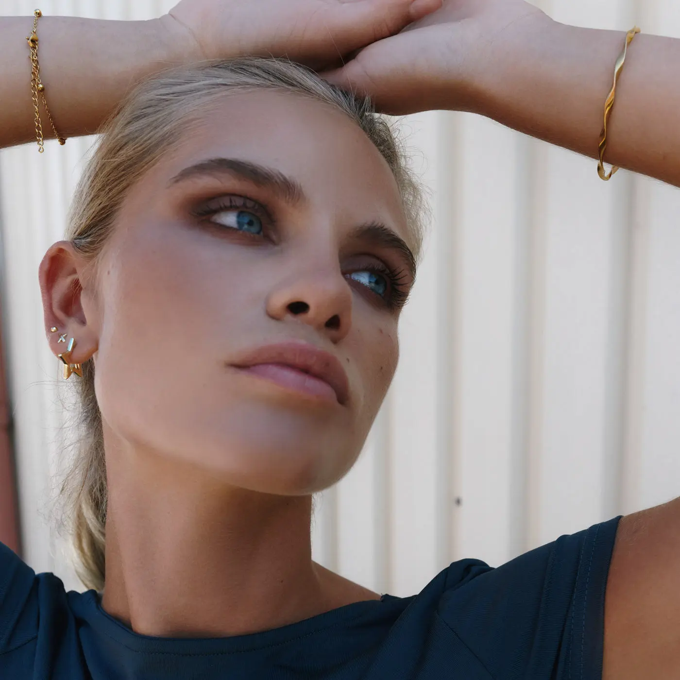 Winona - Star Hoop Earrings - Gold