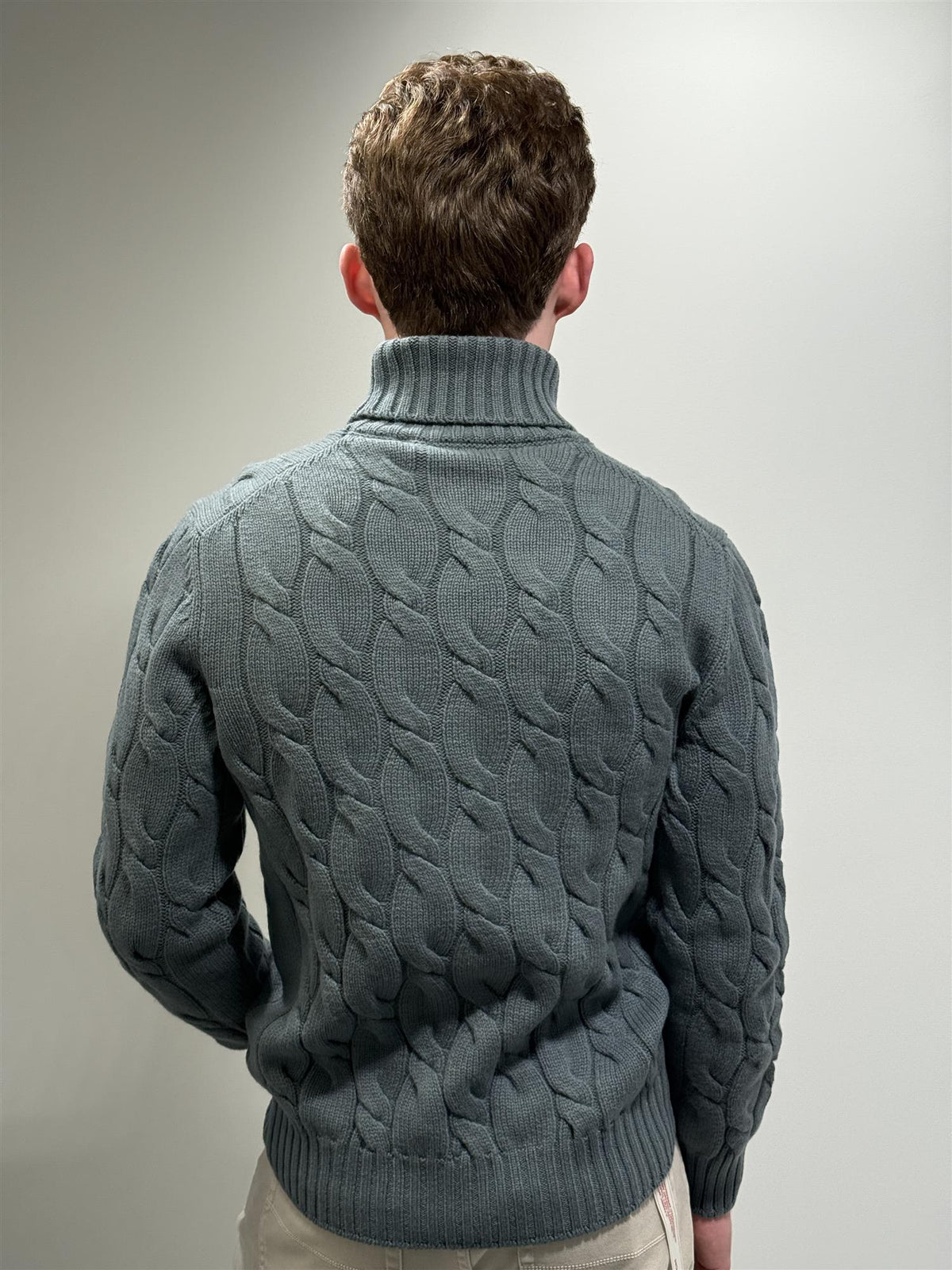 TURTLE NECK