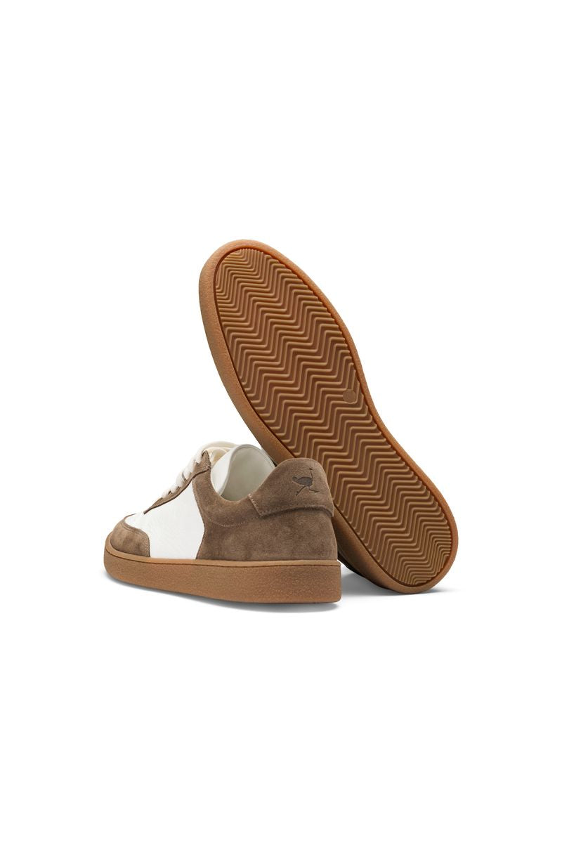 Soft sneaker