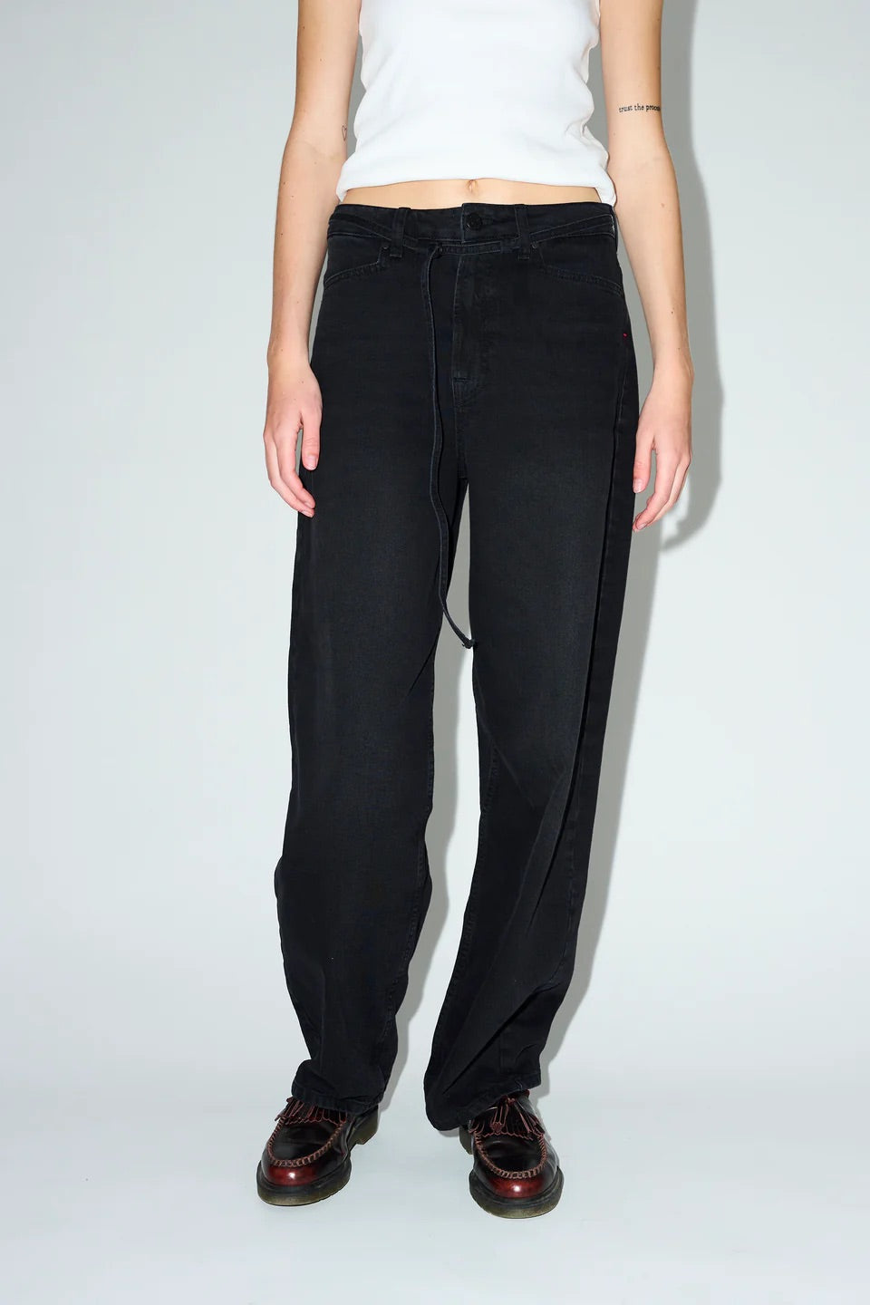 TRW-Kaia Slung Belt Jeans