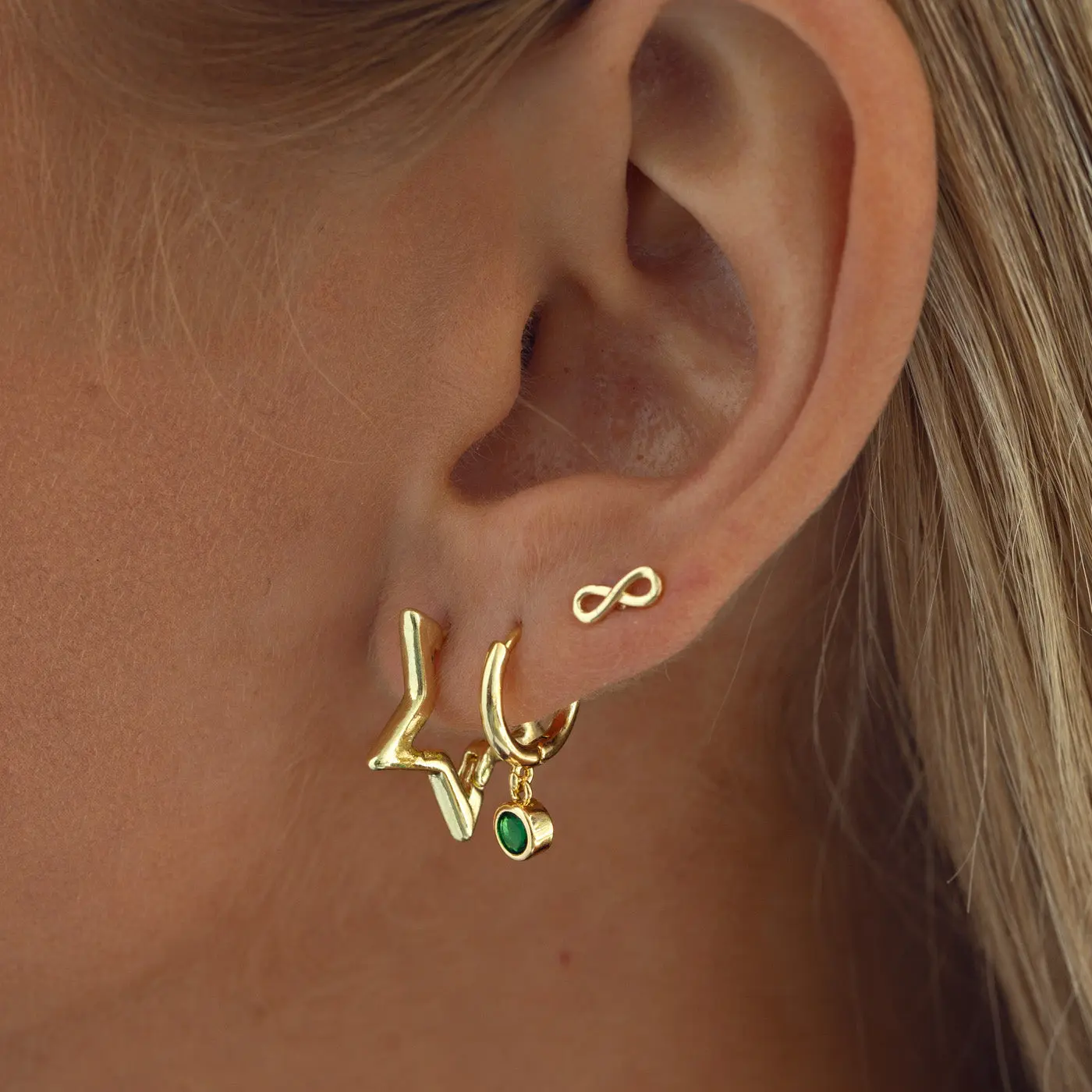 Winona - Star Hoop Earrings - Gold