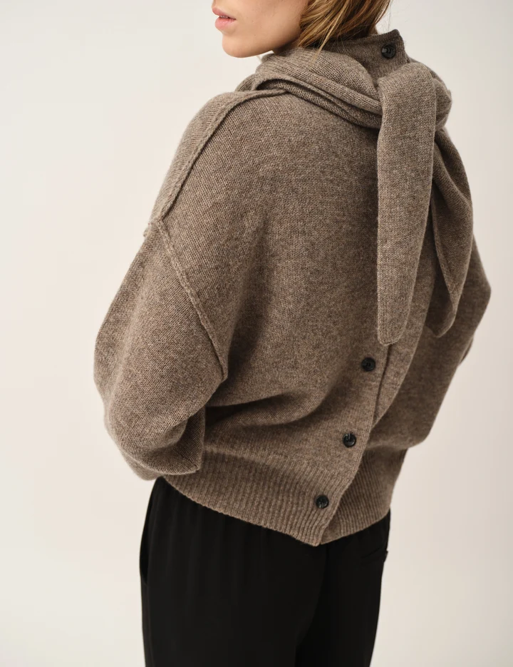 Volmer Back Knit