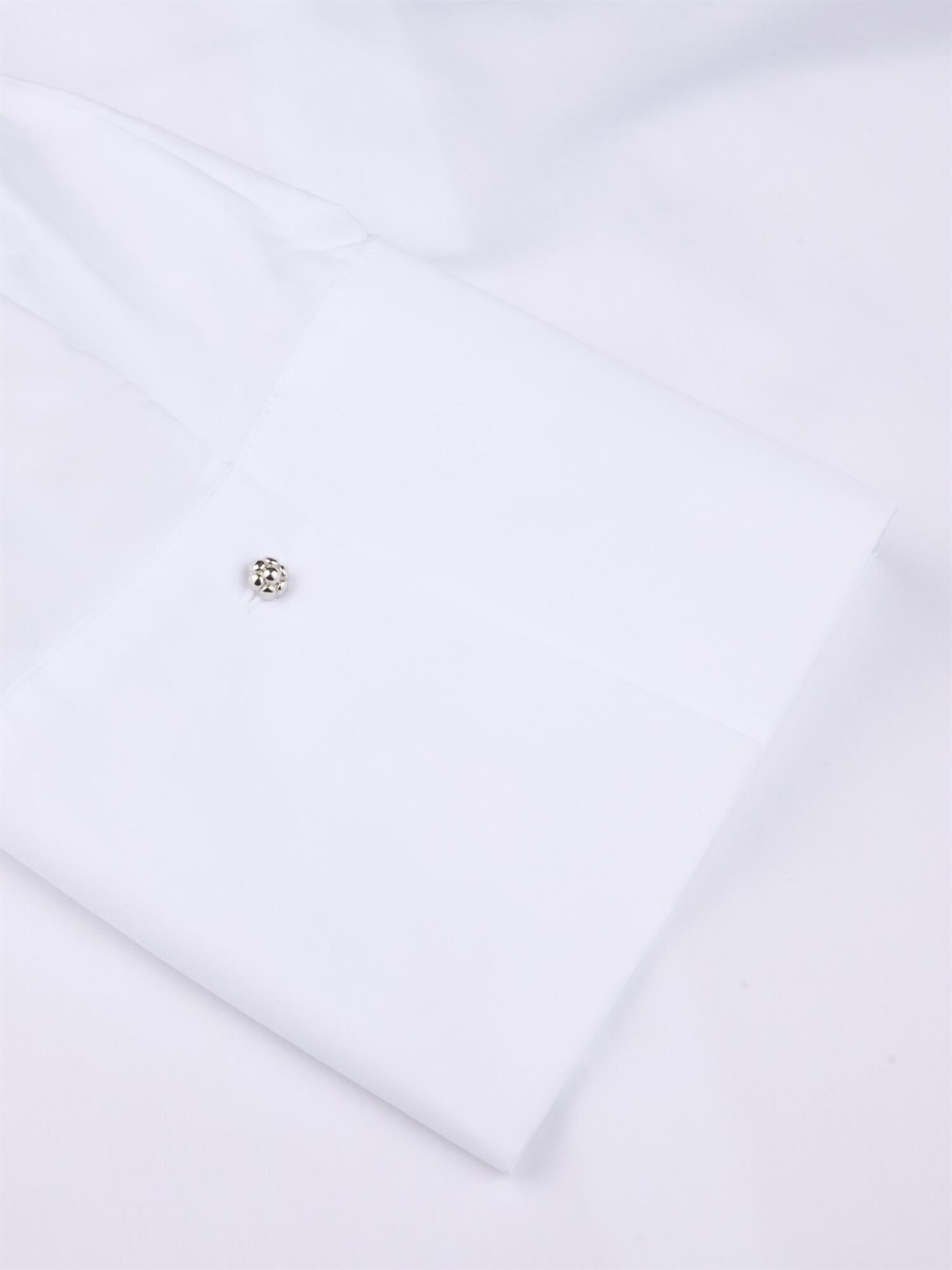 Karoline Hvit skjorte