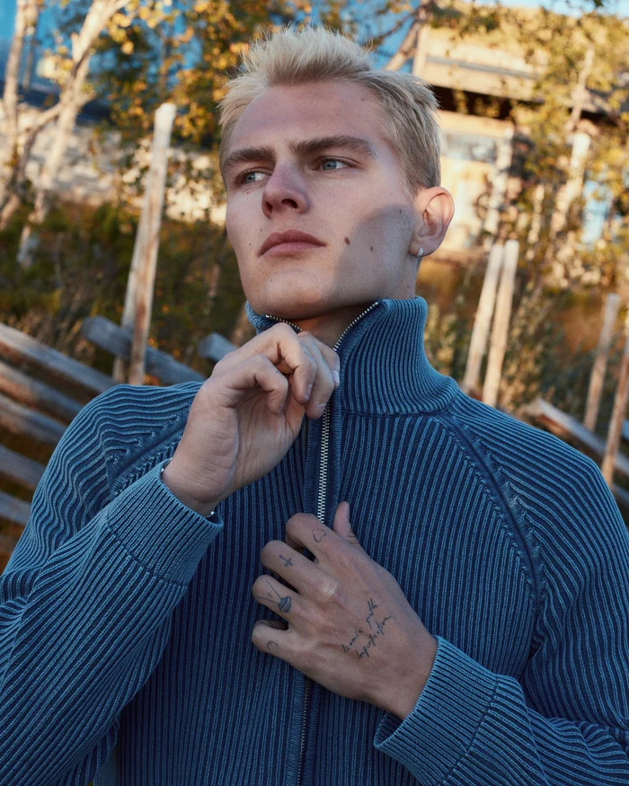 KNITTED CARDIGAN NAVY