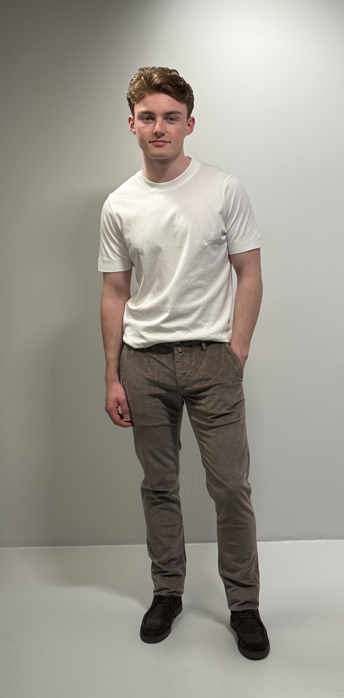 PANTALONE SLIM FIT BOBBY